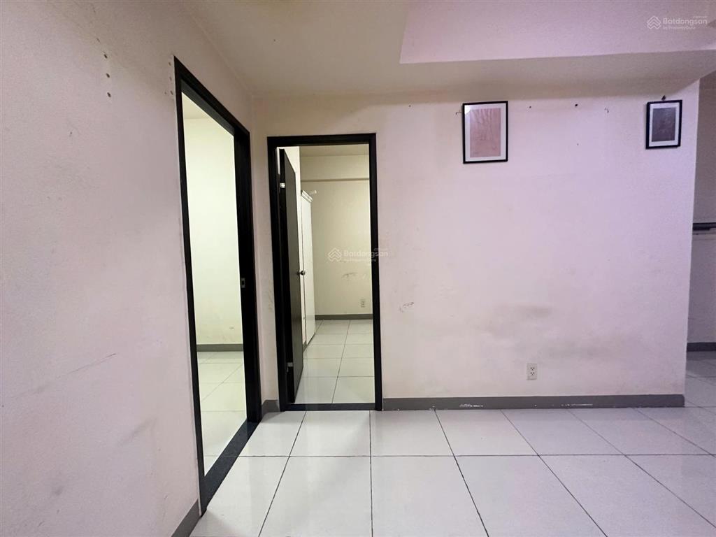 Bán gấp căn hộ sky9 50m2, 2 phòng ngủ, có sổ giá 2,5 tỷ