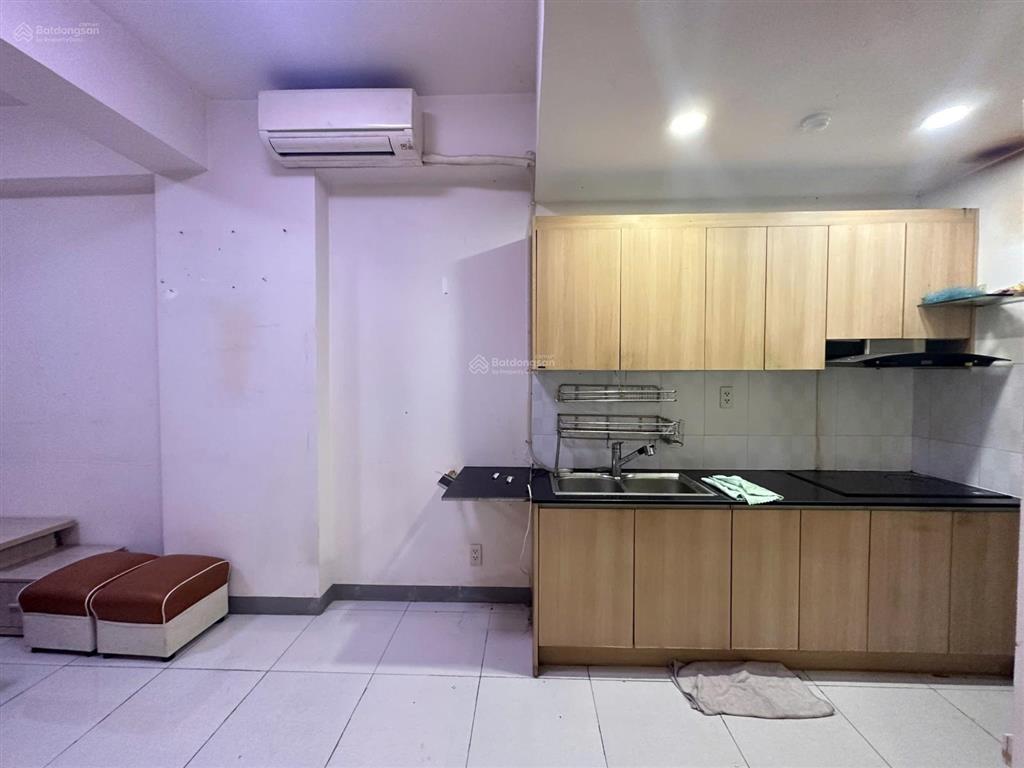 Bán gấp căn hộ sky9 50m2, 2 phòng ngủ, có sổ giá 2,5 tỷ