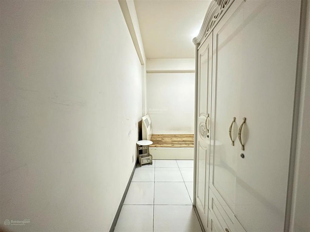 Bán gấp căn hộ sky9 50m2, 2 phòng ngủ, có sổ giá 2,5 tỷ