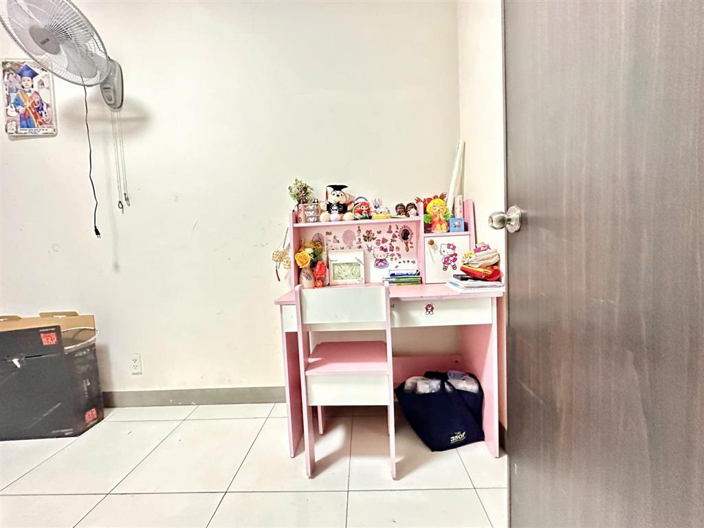 Bán gấp căn hộ sky9 74m², 3 phòng ngủ, có sổ, giá chốt 3,395 tỷ