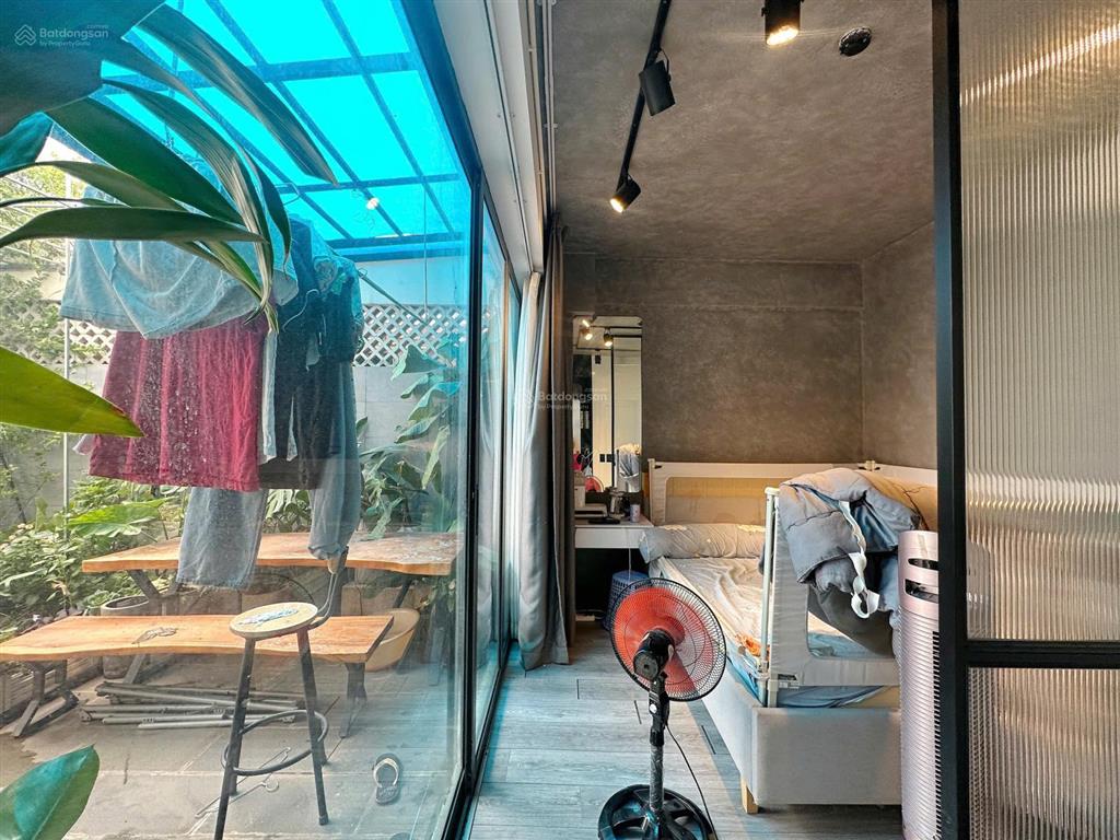 Bán gấp penthouse sky9 110m2 3pn, sân vườn, ban công giá 4,7 tỷ