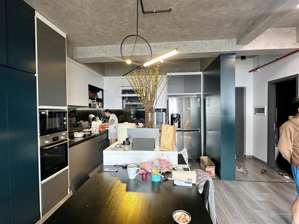 Bán gấp penthouse sky9 110m2 3pn, sân vườn, ban công giá 4,7 tỷ