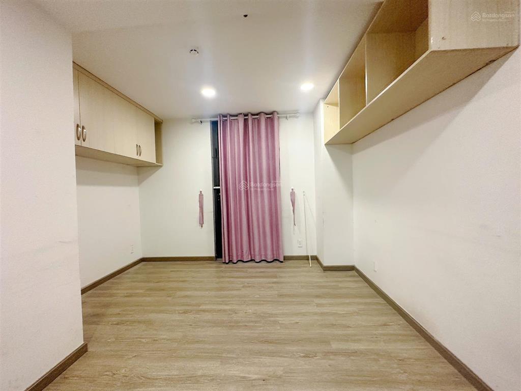 Bán nhanh penthouse sky9 100m², 3 phòng ngủ, có ban công và sân vườn, giá 4,7 tỷ