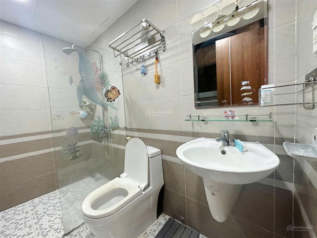 Bán nhanh penthouse sky9 100m², 3 phòng ngủ, có ban công và sân vườn, giá 4,7 tỷ