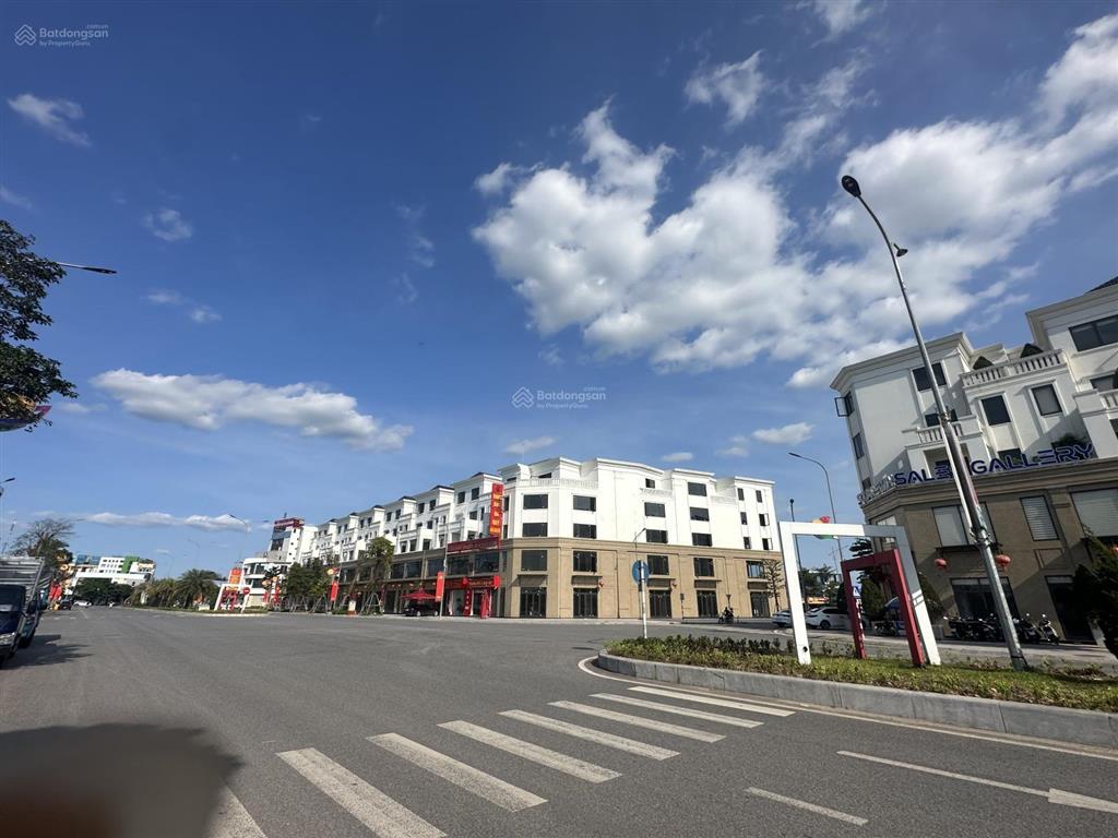 Chính chủ cần bán gấp  nhà phố thương mại