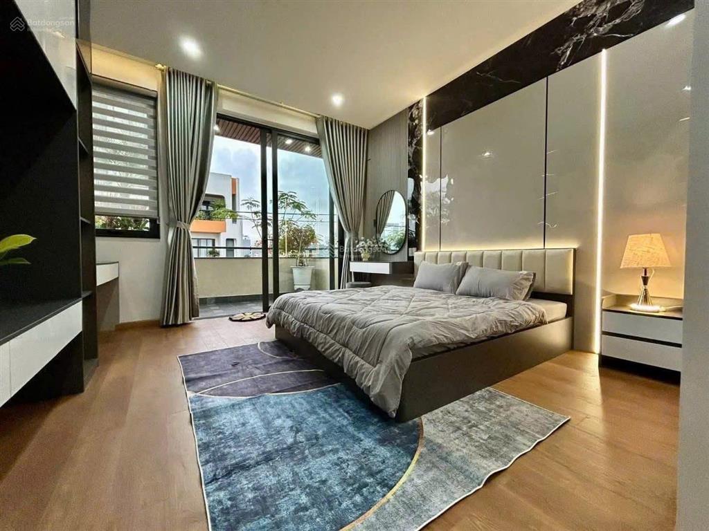 1ty930 còn tl nhà đình phong phú q9 gần trường cao đẳng công thương 1t2l 4pn4wc