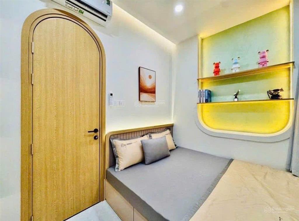 2ty740 còn tl nhà tại nguyễn phúc nguyên, 56,8m2, 4pn, 4wc, giá tốt đang cho thuê 25tr/th