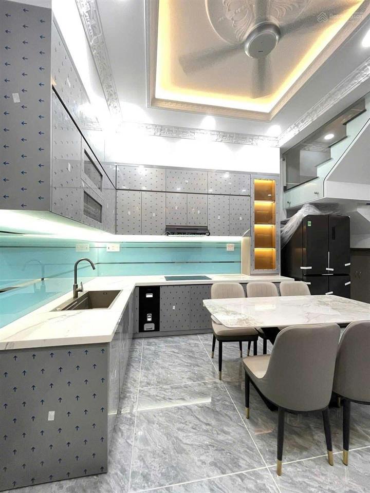 Nhà 4pn, 4wc, 60m2 tại phan đăng lưu, p 1, phú nhuận, giá tốt đang cho thuê 22tr/th