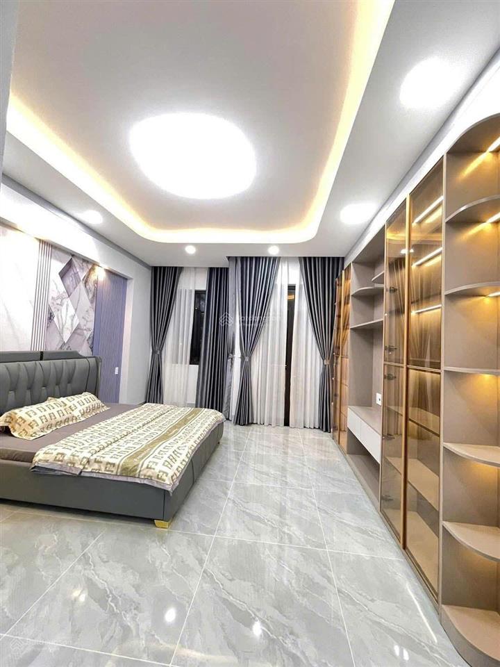 Nhà 4pn, 4wc, 60m2 tại phan đăng lưu, p 1, phú nhuận, giá tốt đang cho thuê 22tr/th