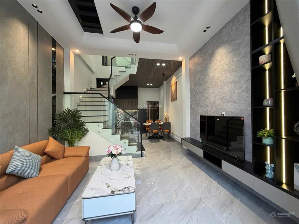 Còn tl nhà điện biên phủ quận 3, 57 m2, hàng hiếm chính chủ đang cho thuê 24tr/th