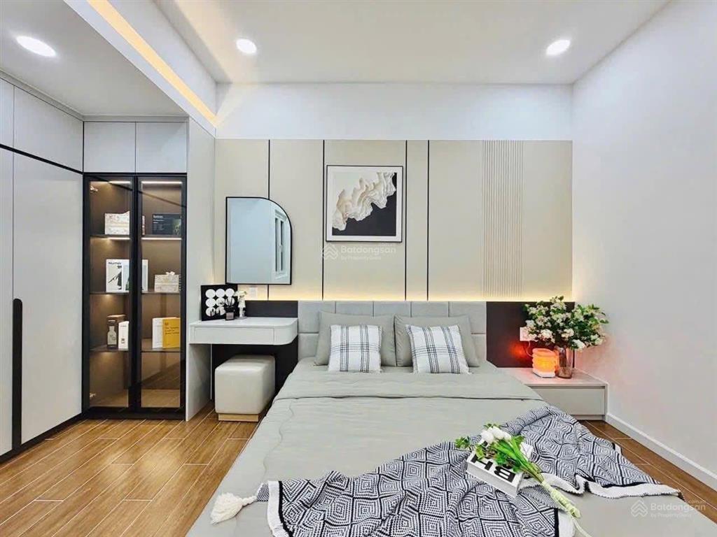 2ty580 giá còn tl nhà đường huỳnh tấn phát quận 7, 70m2, shr sẵn hđ thuê 19tr/th