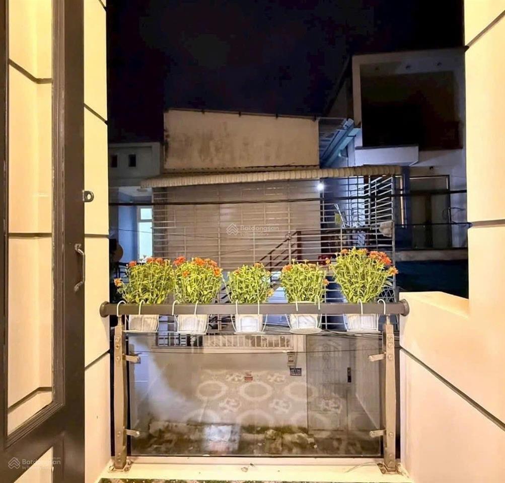 1ty760 còn tl đường nguyễn kiệm, gò vấp, 72
m2, shr, đầy đủ nội thất đang cho thuê 16tr/th