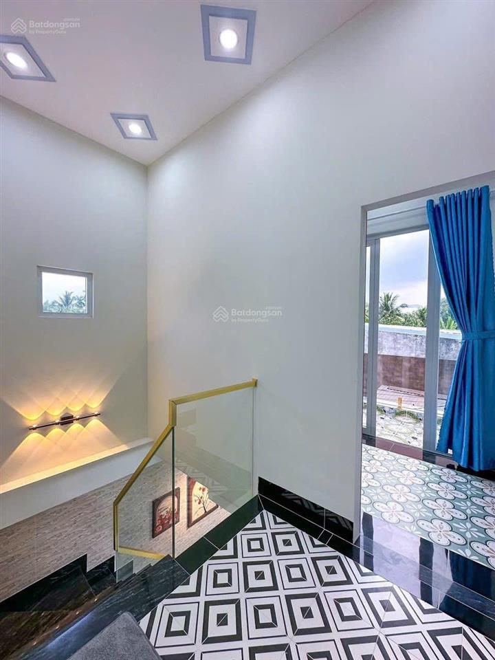 1ty980 còn tl đường huỳnh văn bánh, phú nhuận, 60m2, shr, đầy đủ nội thất đang cho thuê 17tr/th