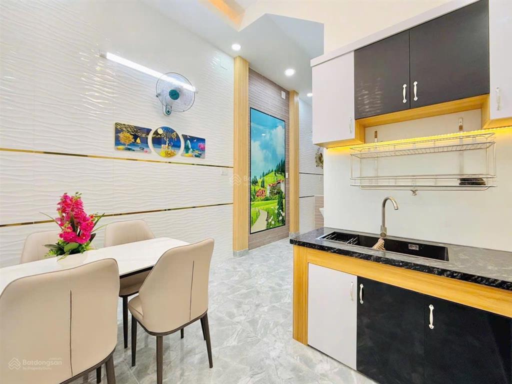 Đường bàu cát q tân bình, 75m2, shr, đầy đủ nội thất đang cho thuê 19tr/th