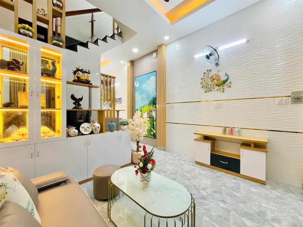 Đường bàu cát q tân bình, 75m2, shr, đầy đủ nội thất đang cho thuê 19tr/th