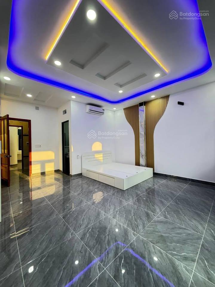 Đường lê hồng phong q. 10, 75m2, shr, đầy đủ nội thất đang cho thuê 25tr/th