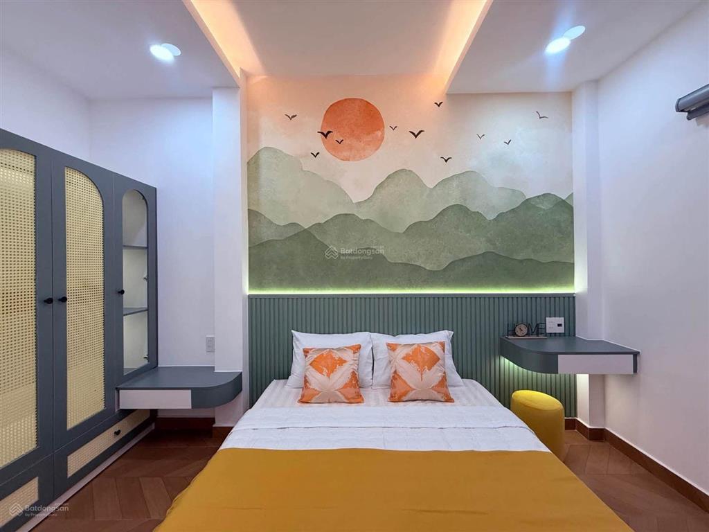 Đường lý thường kiệt q.10, 70m2, shr, đầy đủ nội thất đang cho thuê 30tr/th