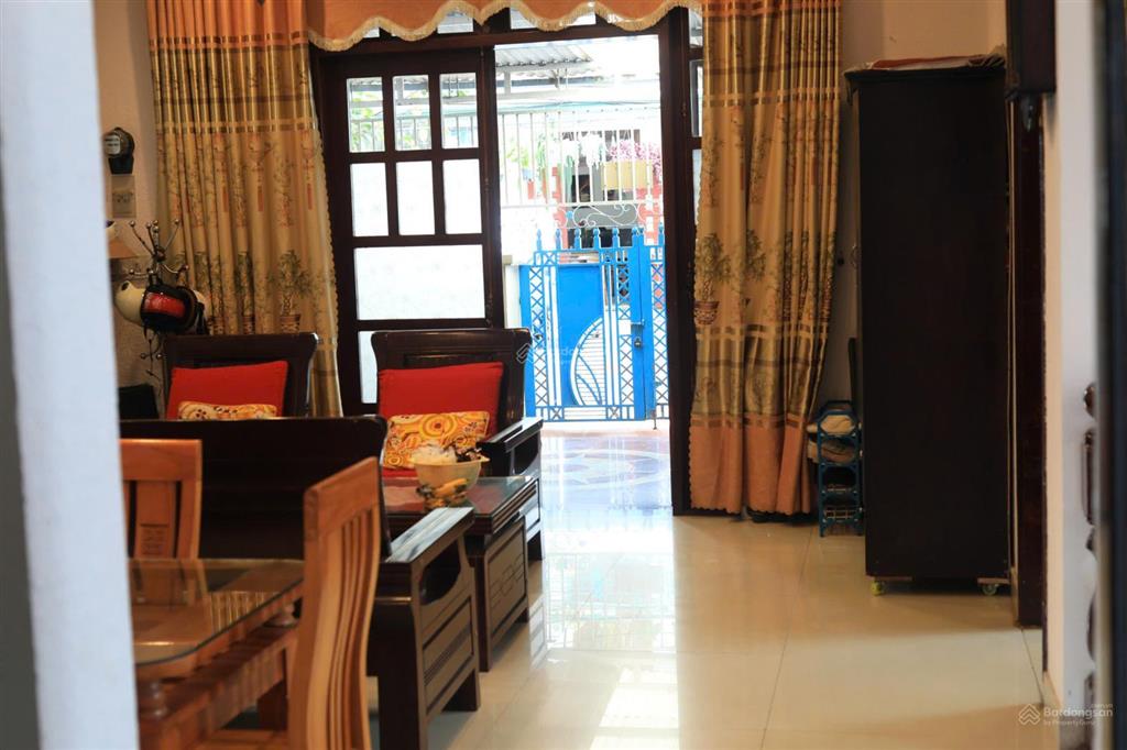 Văn phòng cho thuê tại 19 đặng thái thân, thành phố đà lạt  7,5 triệu/tháng, 26 m2