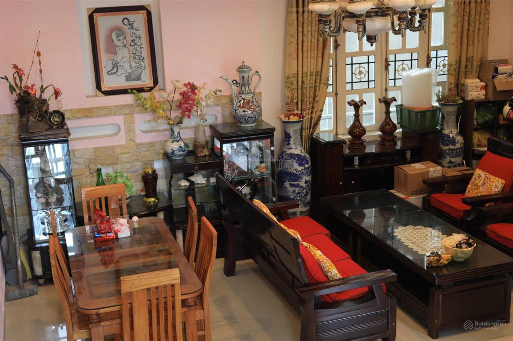 Văn phòng cho thuê tại 19 đặng thái thân, thành phố đà lạt  7,5 triệu/tháng, 26 m2