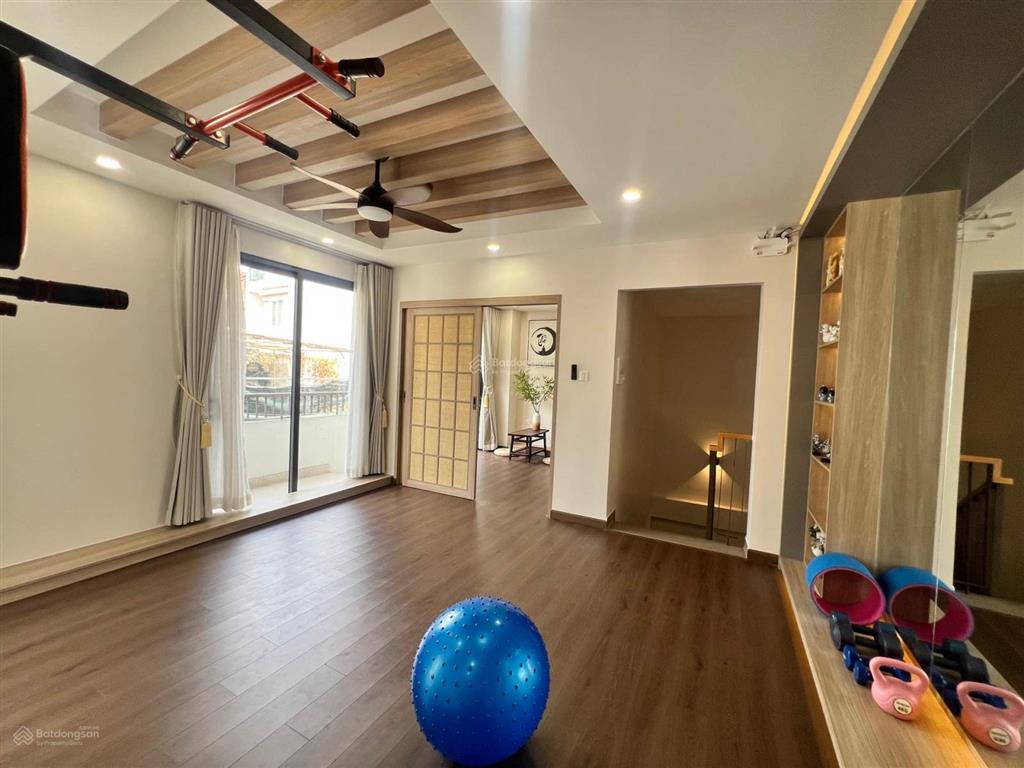 Bán nhà đường hòa hưng  quận 10  thiết kế đẹp nội thất cao cấp  dọn vào ở ngay  chỉ nhỉnh 8 tỷ