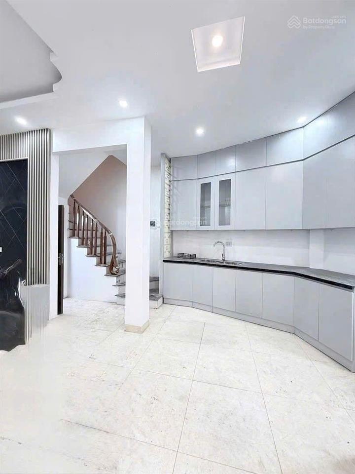 Bán nhà 45m2, 4 tầng, 5 ngủ  dân xây độc lập