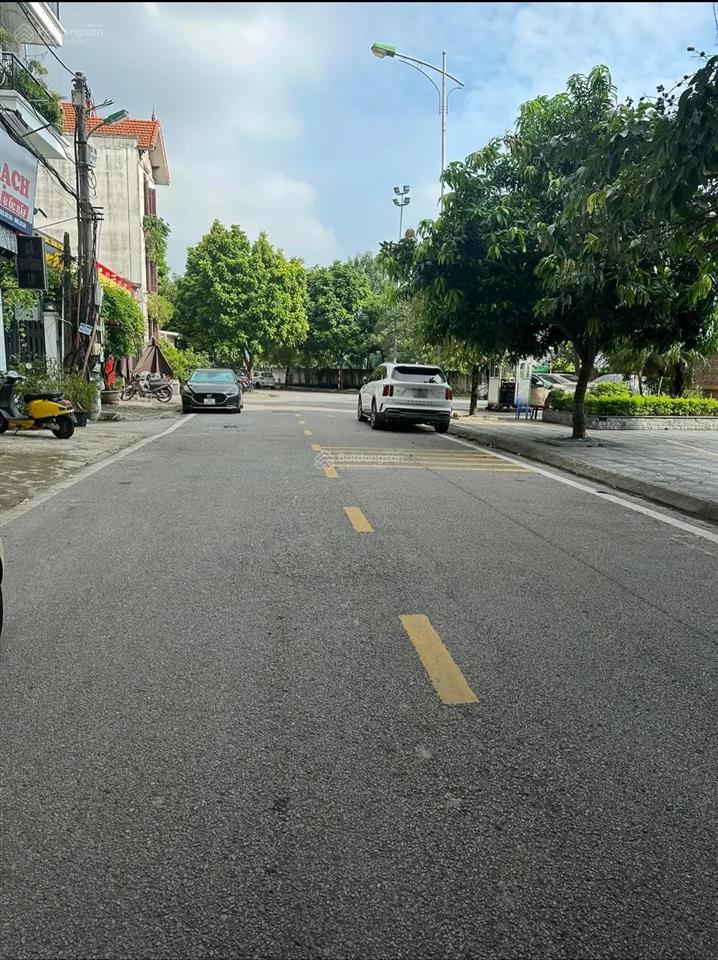 Chính chủ bán đất hoàng minh đạo, long biên  đường 3 ô tô tránh, kinh doanh đỉnh, pháp lý chuẩn