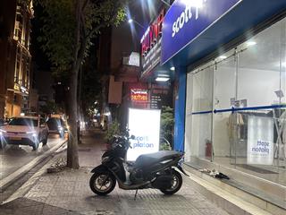 Mặt tiền hồng hà  sát sân bay tân sơn nhất  căn góc 2 mặt tiền  110m2 chỉ 26,3 tỉ