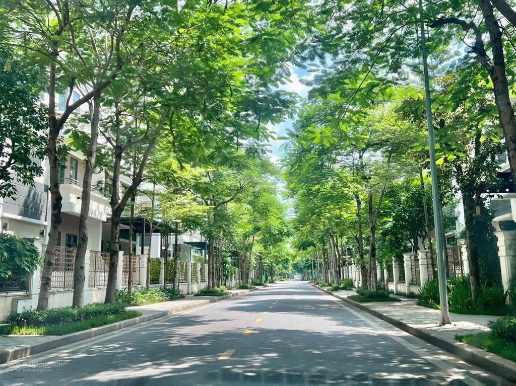 8xx tr/m2  bán biệt thư song lập khu h6 starlake