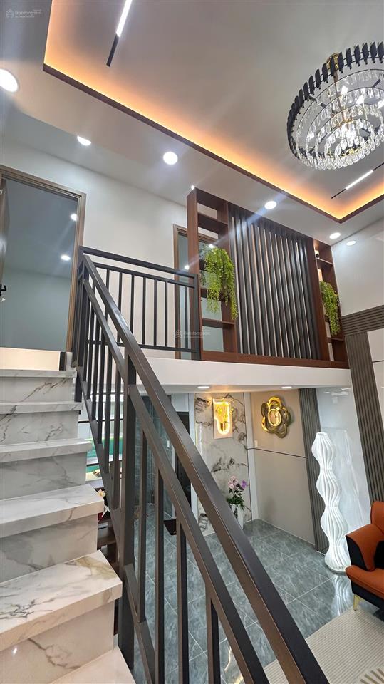 Nhà đẹp ở liền ngay trung tâm linh xuân, ngang 4m, sổ vuông, bán nhanh 3.55 tỷ