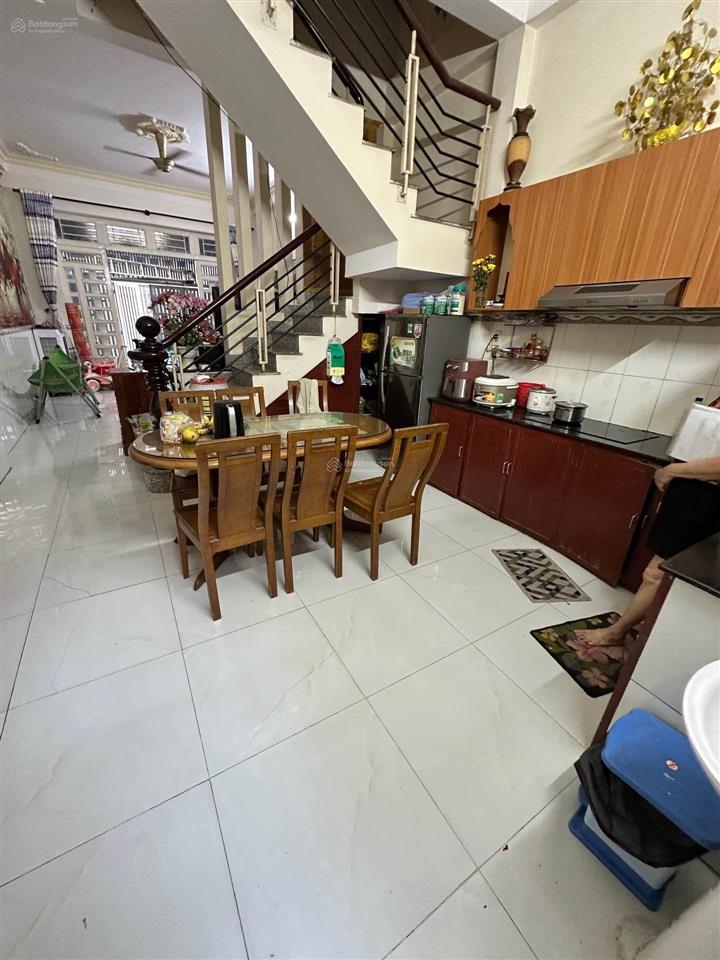 Chủ gấp b.án nhà 2 tầng tân chánh hiệp  q12  ngang 4.5m  100m2 sd hẻm ô tô 4.8tỷ