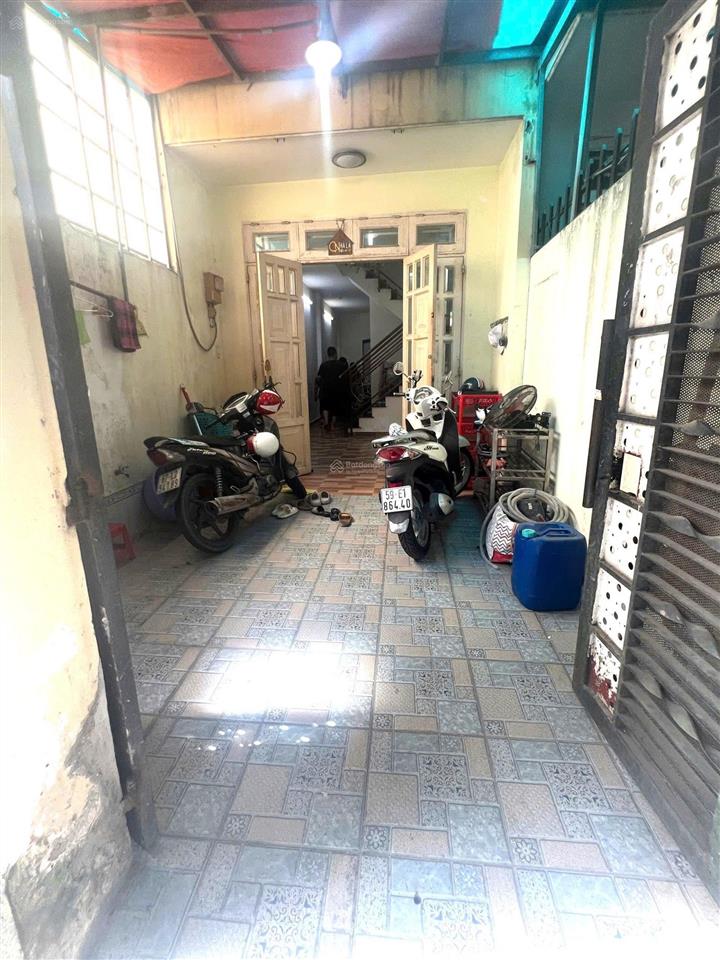 Nhà 2 tầng đường trương thị hoa phường tân thới hiệp q1245m2 hẻm ô tô 3,2 tỷ
