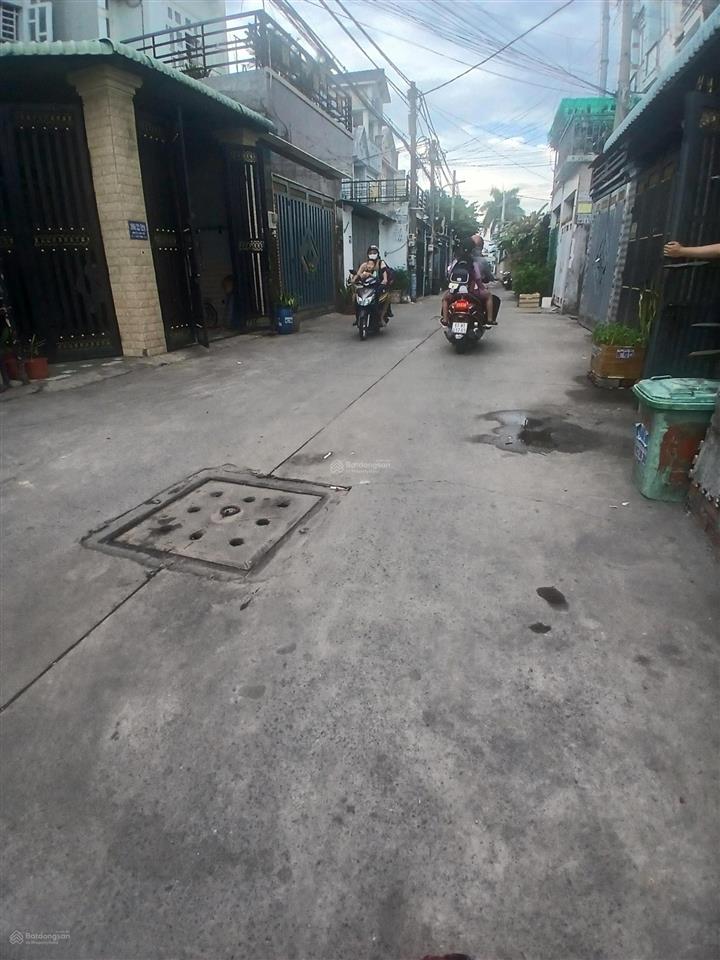 Nhà 2 tầng dt to đường bùi văn ngữ  q12  92m2  hẻm ô tô  ngang khủng 6.5m giá mềm 4,5 tỷ