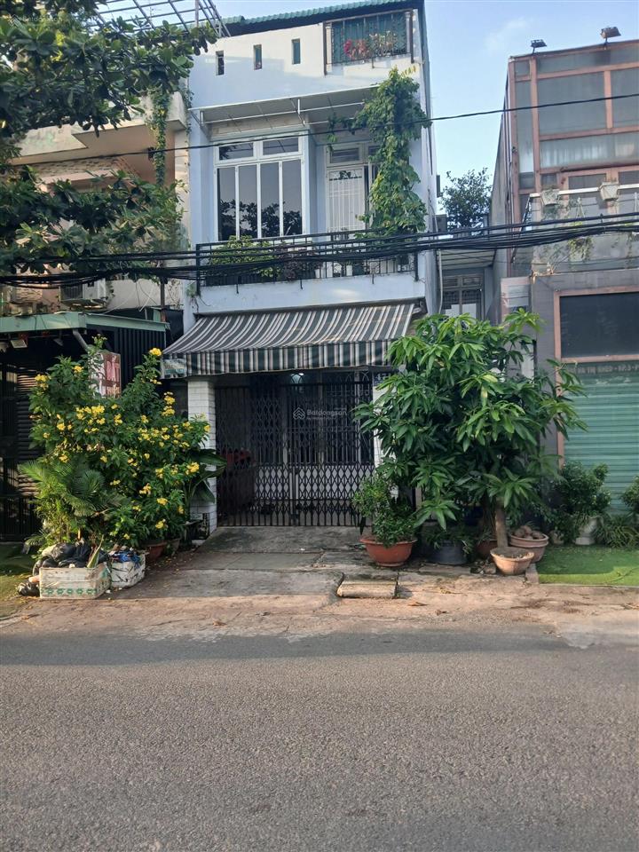 Mặt tiền kinh doanh vip đường rộng 12m phường trung mỹ tây q12  ngay cao đẳng giao thông vận tải