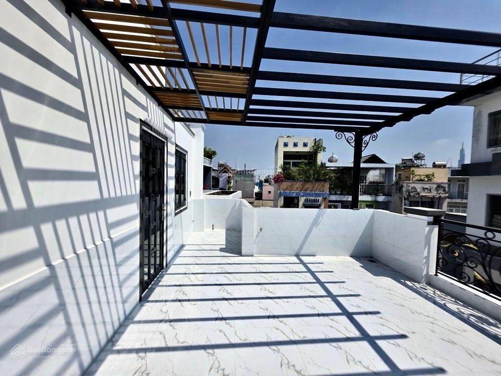 Ngay chợ bà chiểu , phan đăng lưu  91m2x4tầng  thang máy  8pn  12.7 tỷ tl