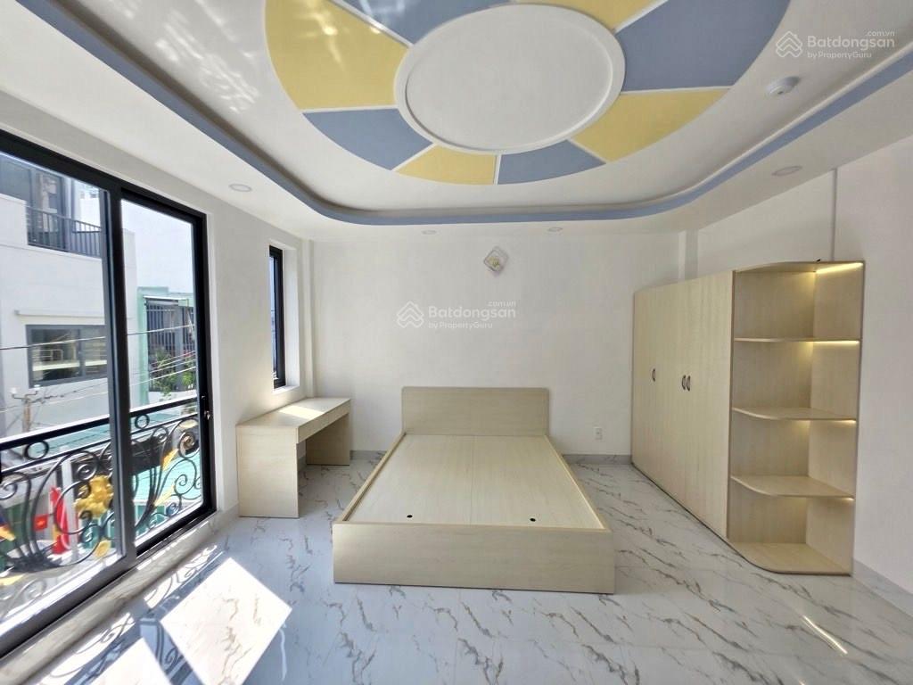 Ngay chợ bà chiểu , phan đăng lưu  91m2x4tầng  thang máy  8pn  12.7 tỷ tl