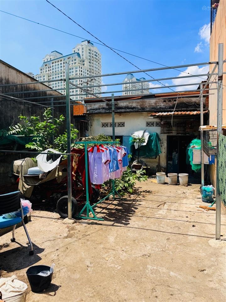 Nhà cấp 4 ngang 5m ngay nguyễn hữu cảnh  đối diện landmark 81  74m2  7,8 tỷ