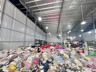 Cho thuê 450m kho xưởng tại long biên  p việt hưng long biên