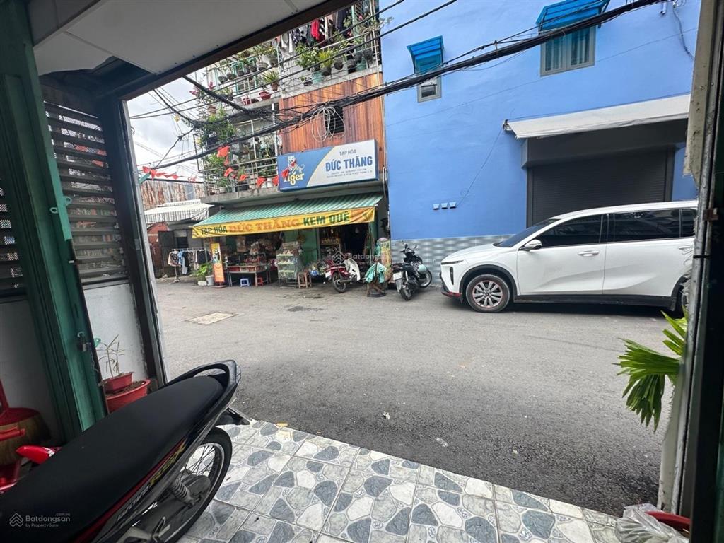 Nhà lô góc hẻm kinh doanh trần thị hè  hiệp thành q12  đang có thu nhập 7 tr/tháng