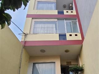 Bán khách sạn mặt tiền hà huy giáp q12 6 tầng  20 phòng  thang máy thu nhập 50 tr/tháng