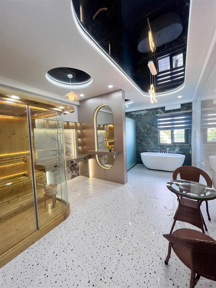 Nhà mt đường đht | quận 12 | xd 100m2 | thang máy 7 cửa | full nội thất | 12,5 tỷ (tl)