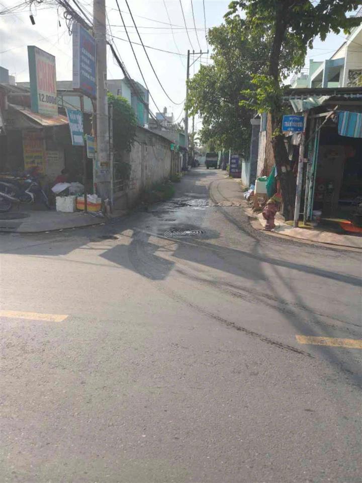 Bán đất 270m² (tặng nhà cấp 4) đường trần văn mười  chỉ 5,4 tỷ tl
