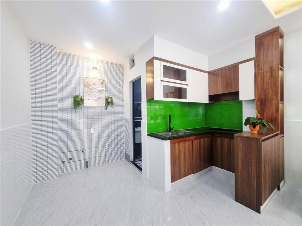 3,49 tỷ sở hữu nhà 2 tầng 2pn 2wc ht33/q12