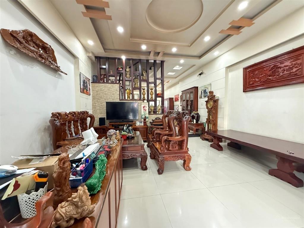 2 mặt tiền tch  q12 view công viên  99m² 4 tầng full nội thất  9,4 tỷ