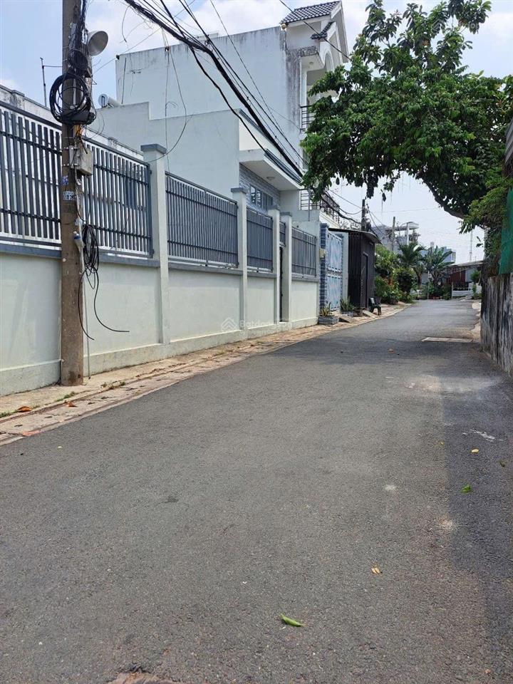 Chủ ngộp bán gấp hạ thẳng 2,5 tỷ  nhà 3 tầng (255m2)  mt xuân thới sơn/hm