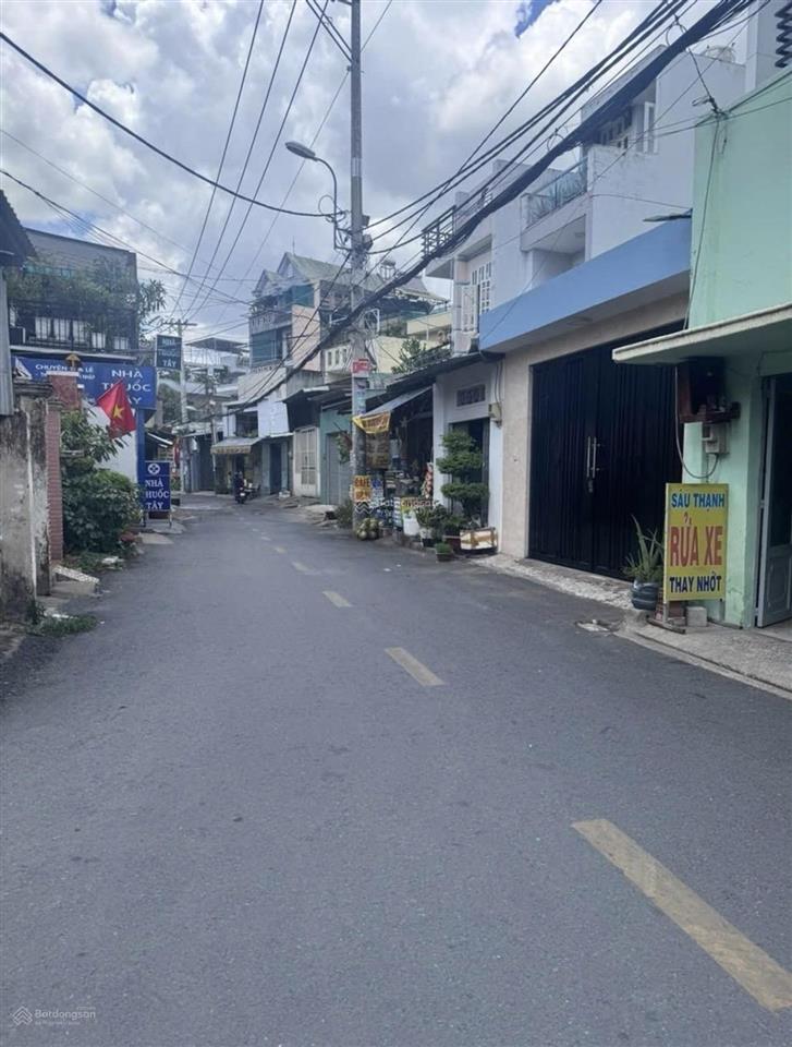 Nhà 105m2 4pn, nở hậu tài lộc, đ. nhựa 6 thông | gần chợ lạc quang/ q12 | giá 4.8 tỷ