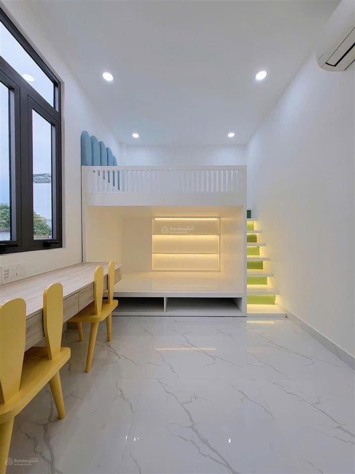 100m thổ cư | nhà 3 tầng | 4pn | đ. nhựa 10m | giảm 900 triệu | giá mới hơn 5 tỷ