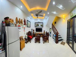 Nhà đại la  lô góc  kinh doanh đỉnh  dân xây chắc chắndt trên sổ 26m2, dt thực 35m2, chỉ 7,45t