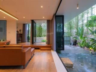 Bán nhà phố phú gia 120m sân vườn, ngõ ô tô, lô góc, hàng xóm bộ trưởng
