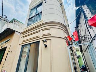 Bùi viện góc 2mt hẻm nhỉnh 8tỷ sở hữu nhà 4 tầng