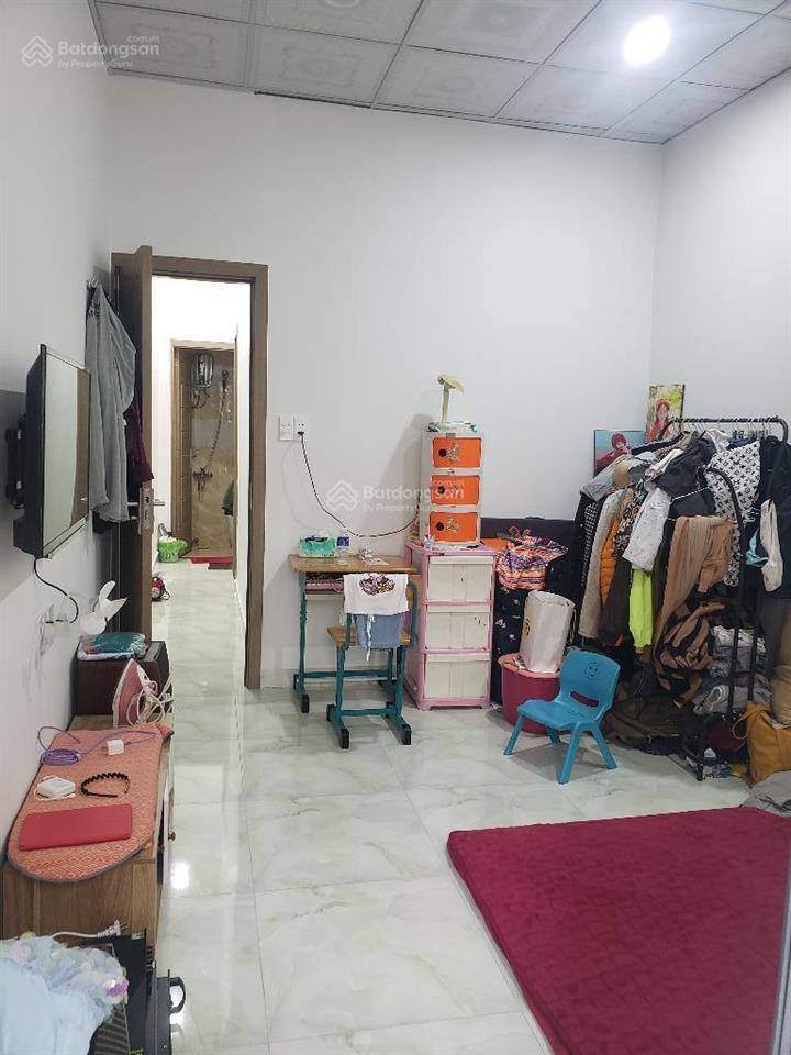 Võ văn kiệt q1 , 1 trệt 1 lầu 2 pn, 2wc , nhà mới ở ngay